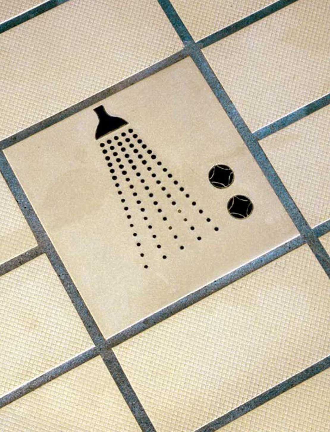Gail anti-slip tiles for the swimming pool
